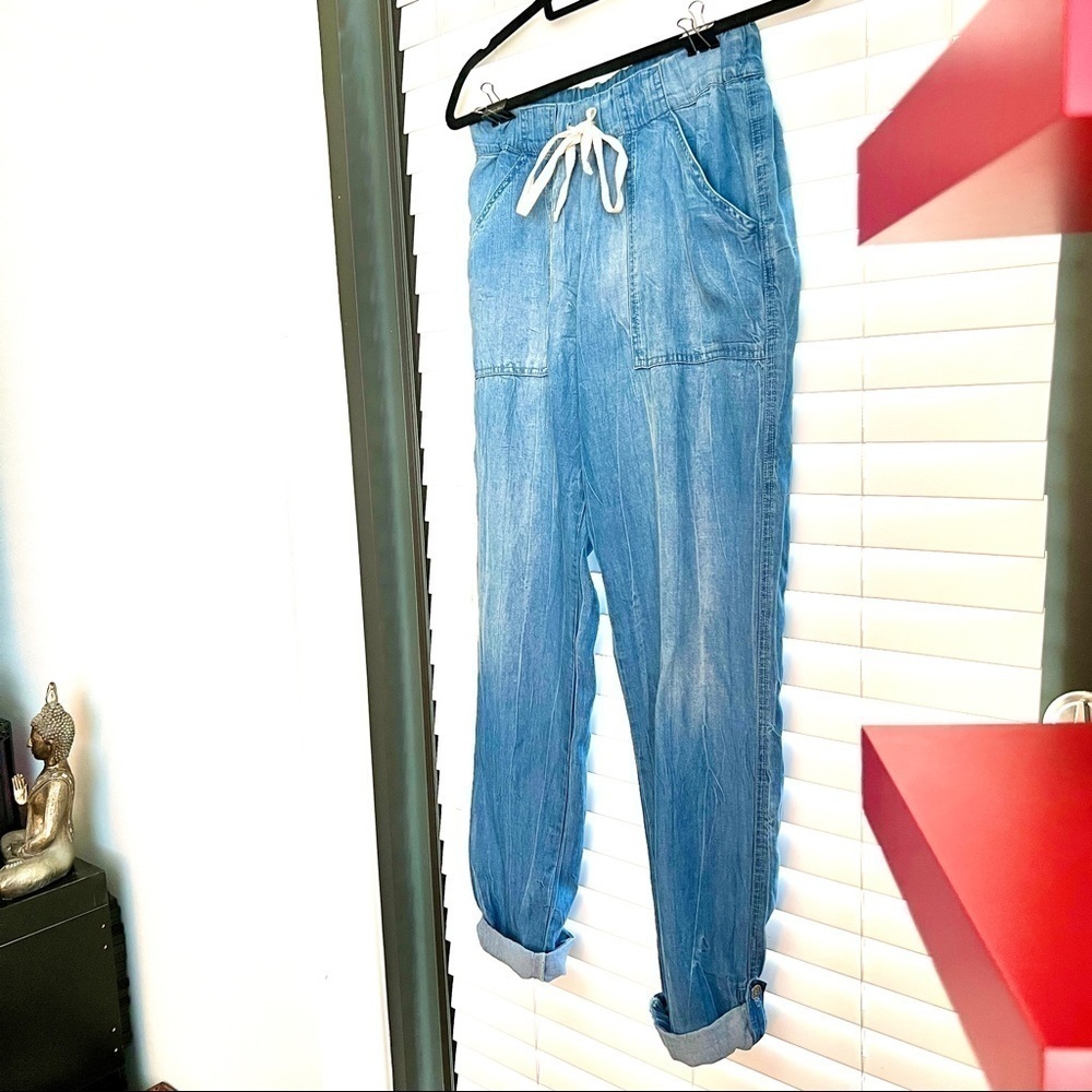 Splendid Wide leg Draw String Denim Pants with Rolled Button Ankle. Hard 2 Find! - Picture 8 of 16
